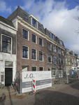 907383 Gezicht op de voorgevel van het nieuwe appartementengebouw Weersingel O.Z. 10 te Utrecht, ter plekke van de ...